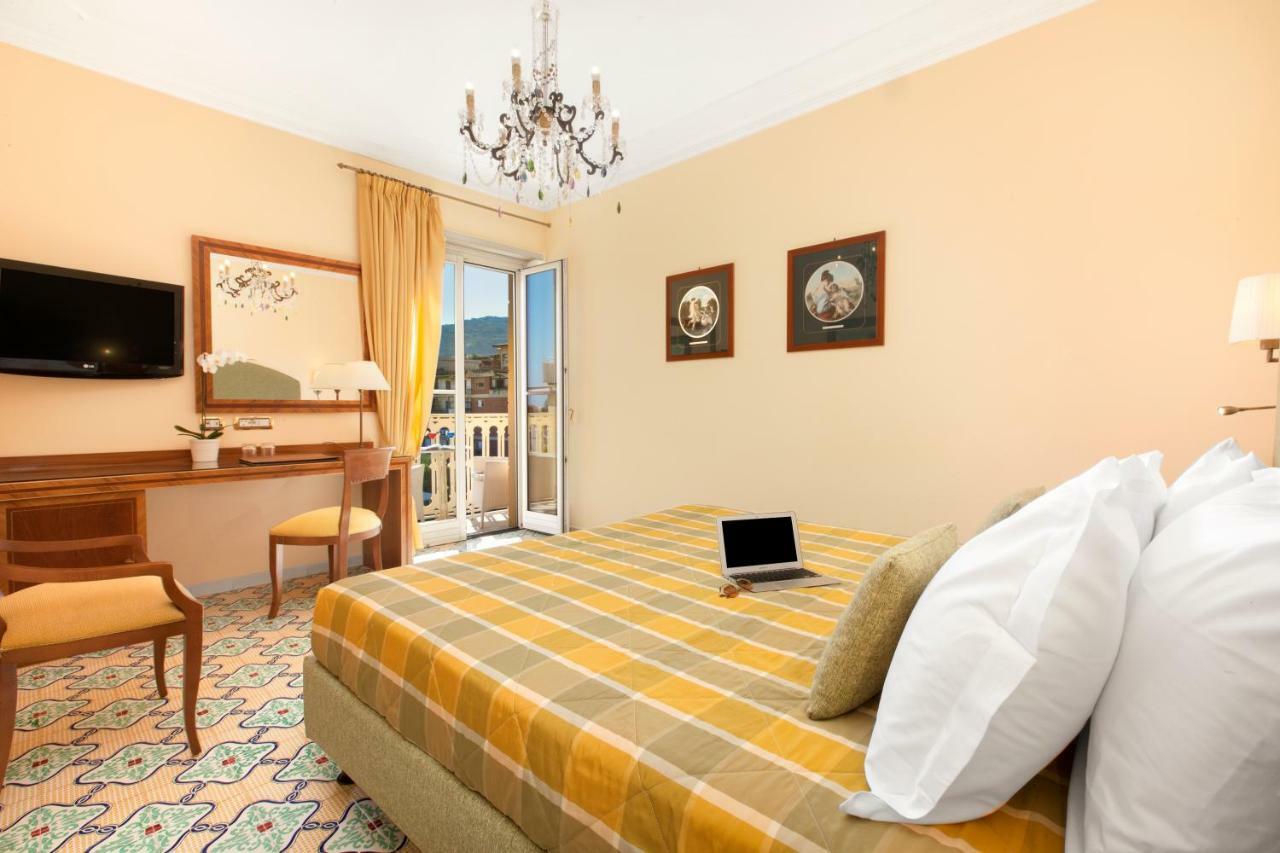 Hotel Antiche Mura Sorrento Eksteriør billede